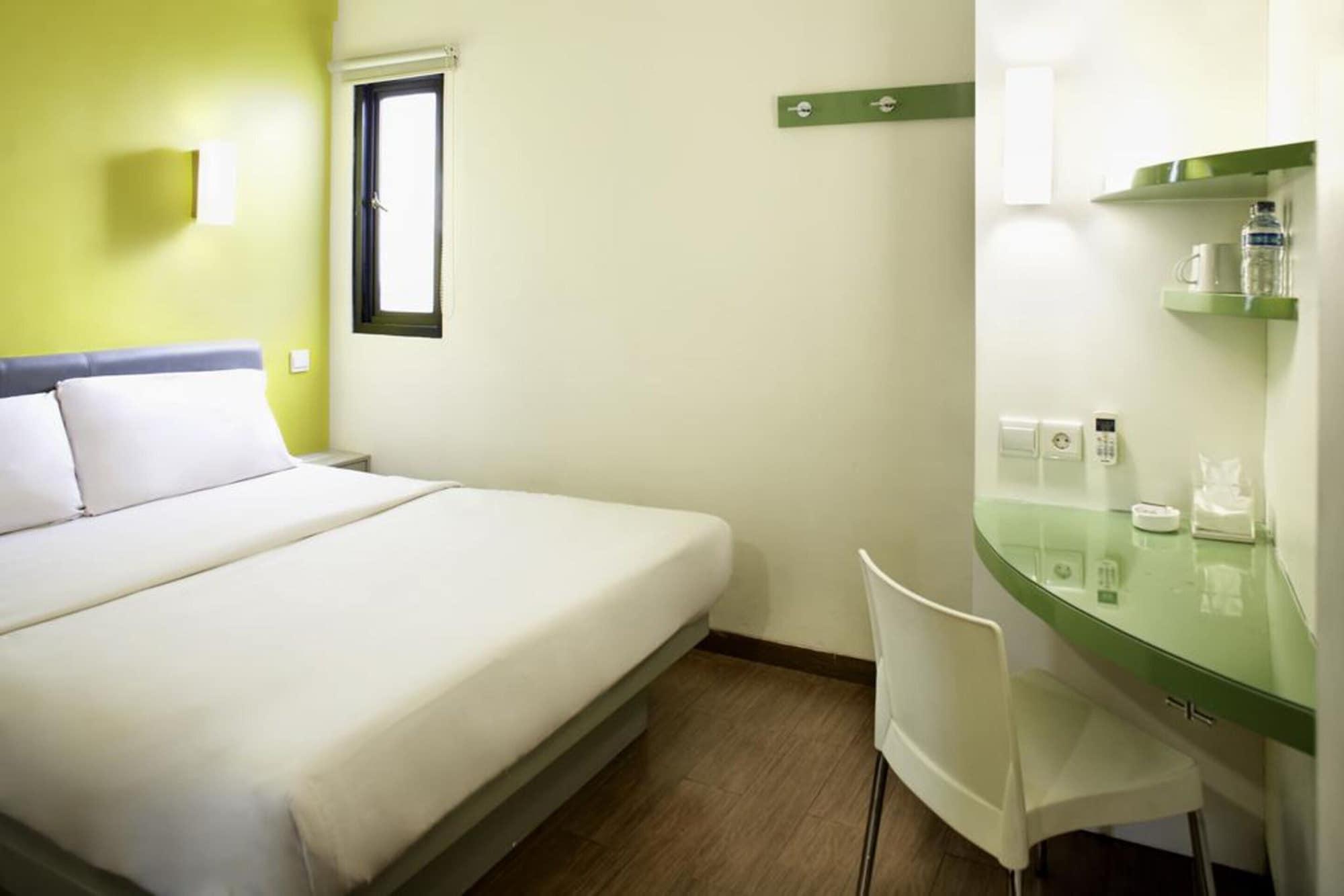 Amaris Hotel Senen Yakarta Exterior foto