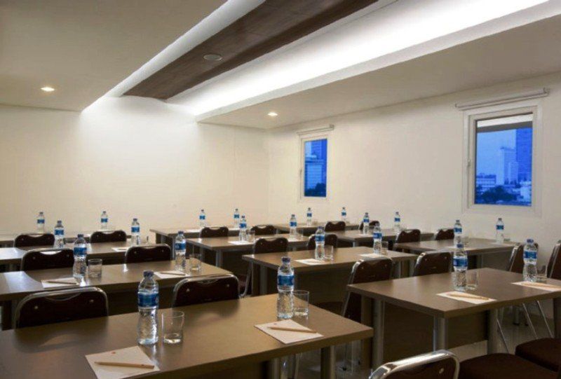 Amaris Hotel Senen Yakarta Exterior foto
